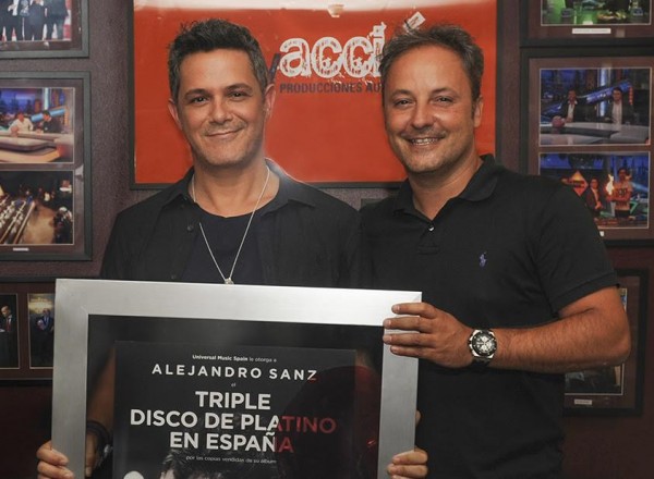 Alejandro Sanz recog el triple disco de platino en España por las ventas de 'Sirope'