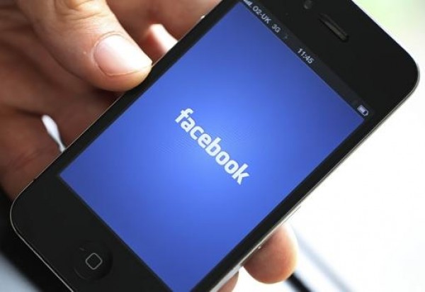 Apple retira a Facebook los permisos para distribuir sus aplicaciones