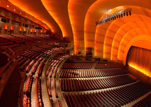 El Radio City Music Hall abrirá en junio y los teatros de Broadway en septiembre, al cien por cien de capacidad