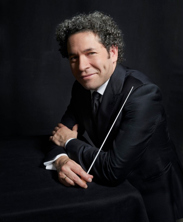 Gustavo Dudamel con la London Symphony Orchestra y el Orfeón Donostiarra con ADDA Simfònica Alicante, en la temporada 24/25 de BCN Clàssics