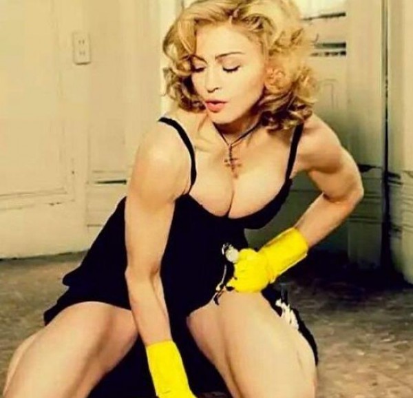 Madonna promete sexo bucal a quienes voten por Clinton