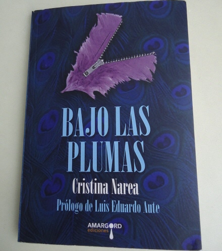 Cristina Narea echa a volar ‘Bajo las plumas’, su primer poemario